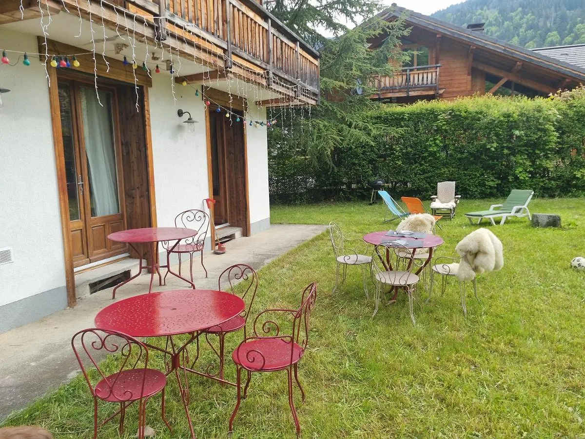 Le Petit Poucet Appartement Rez-De-Chaussee Avec Grand Jardin Morzine