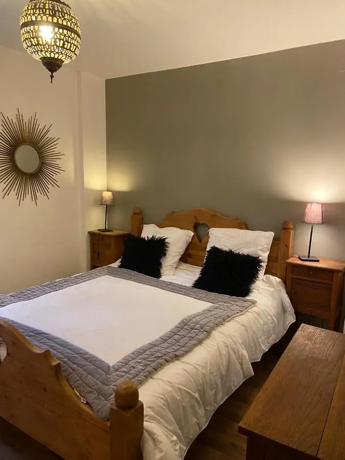 Le Petit Poucet Appartement Rez-De-Chaussee Avec Grand Jardin Morzine Apartment
